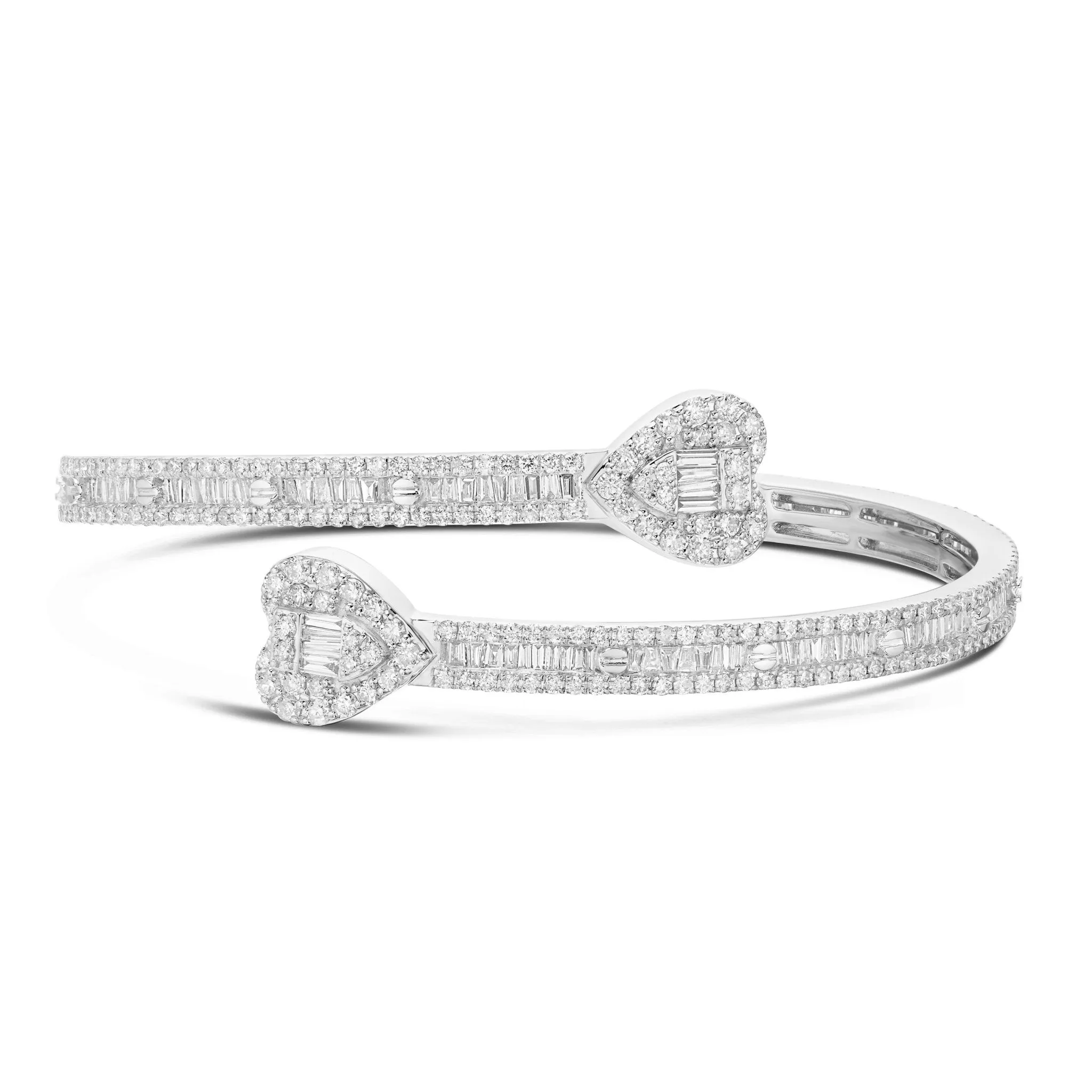 14K Gold 4.69ct Baguette Diamond Heart Bangle Bracelet