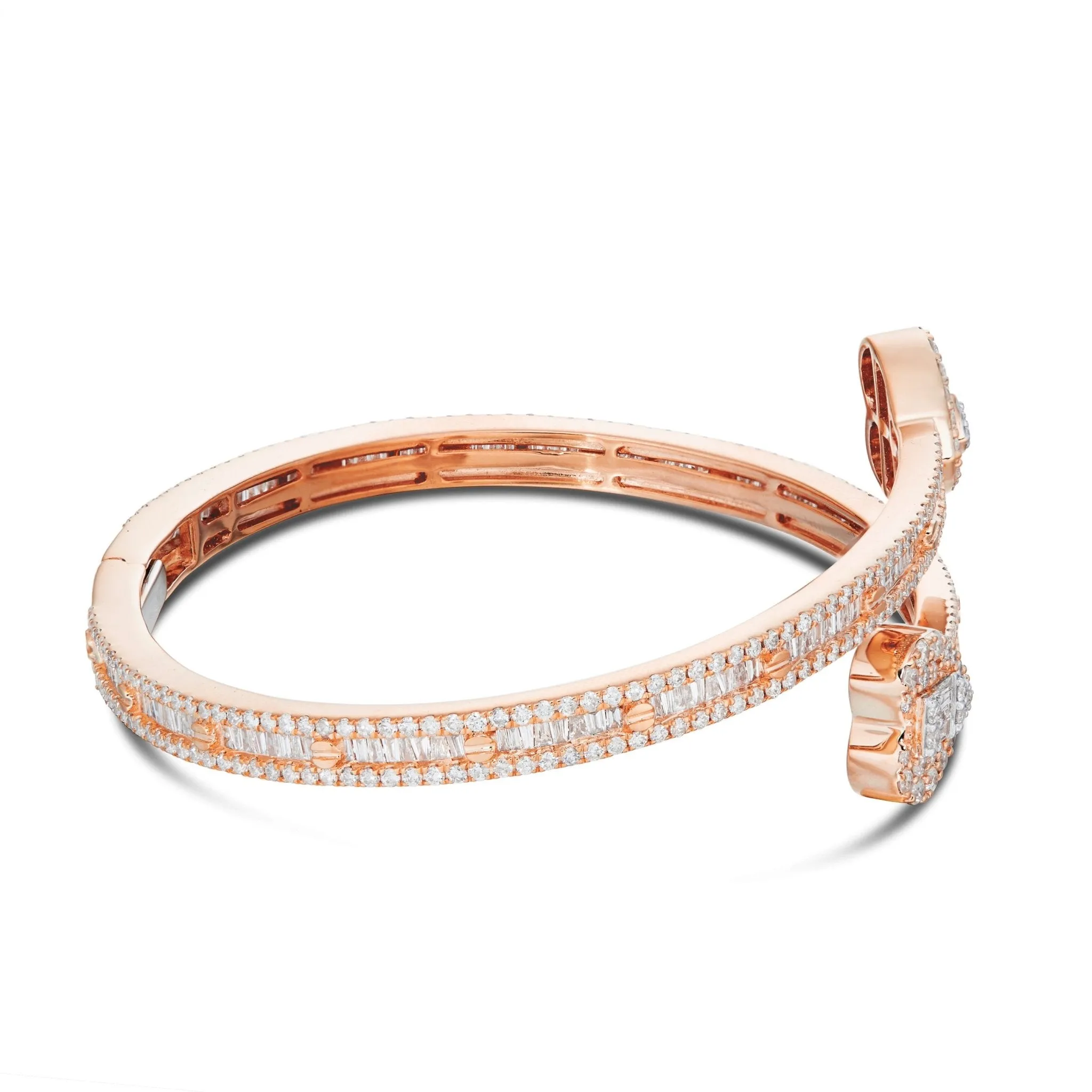 14K Gold 4.69ct Baguette Diamond Heart Bangle Bracelet