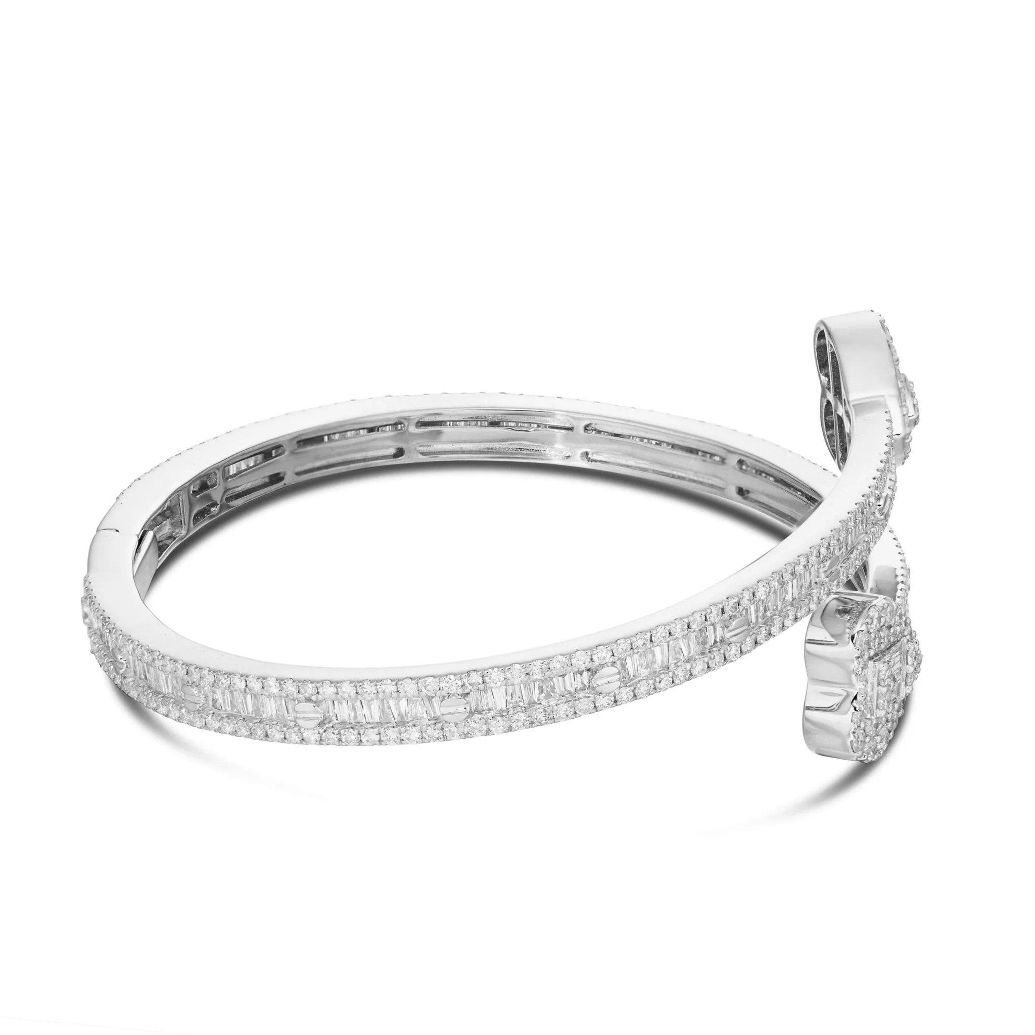 14K Gold 4.69ct Baguette Diamond Heart Bangle Bracelet