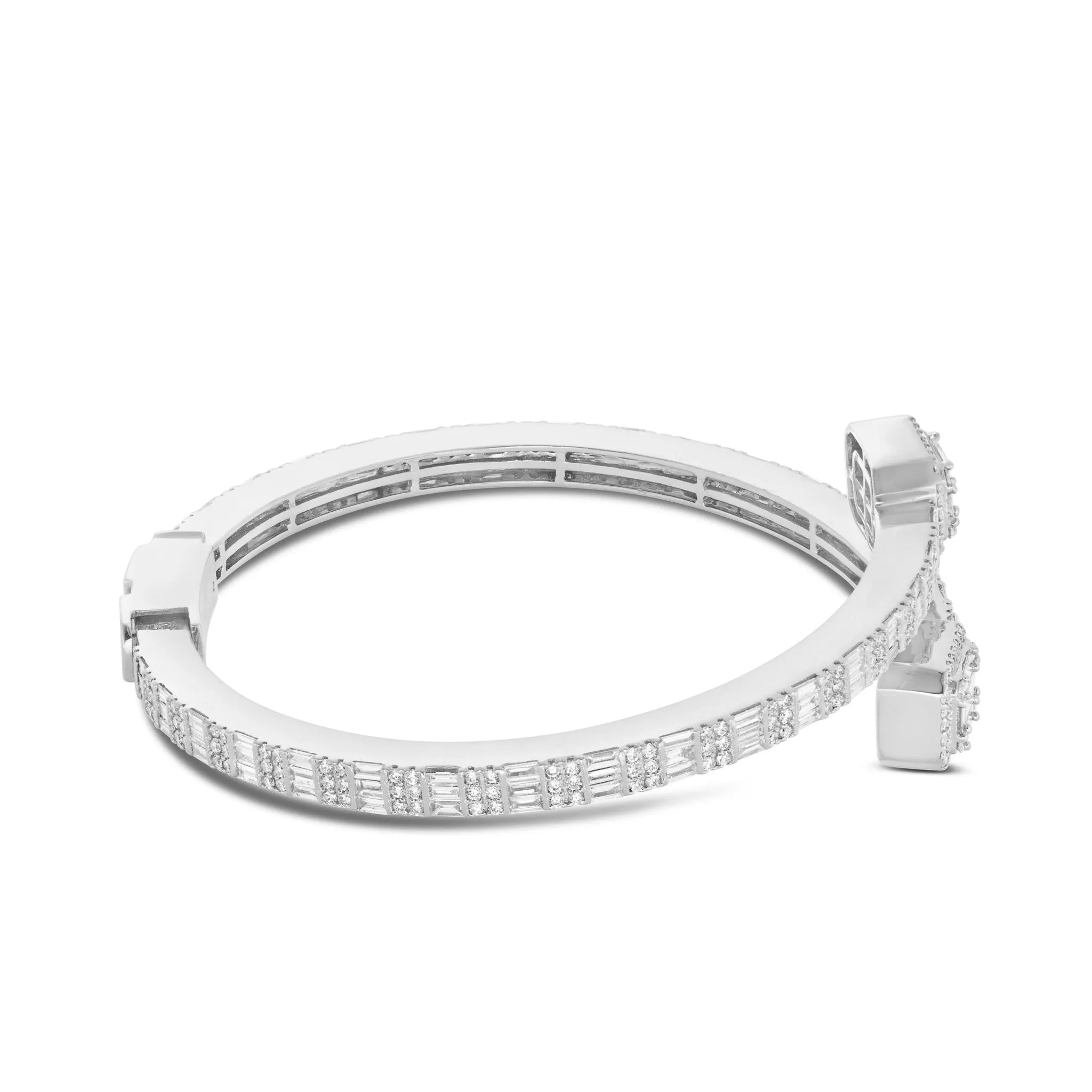 14K Gold 7.0ct Baguette Diamond Eternity Bangle