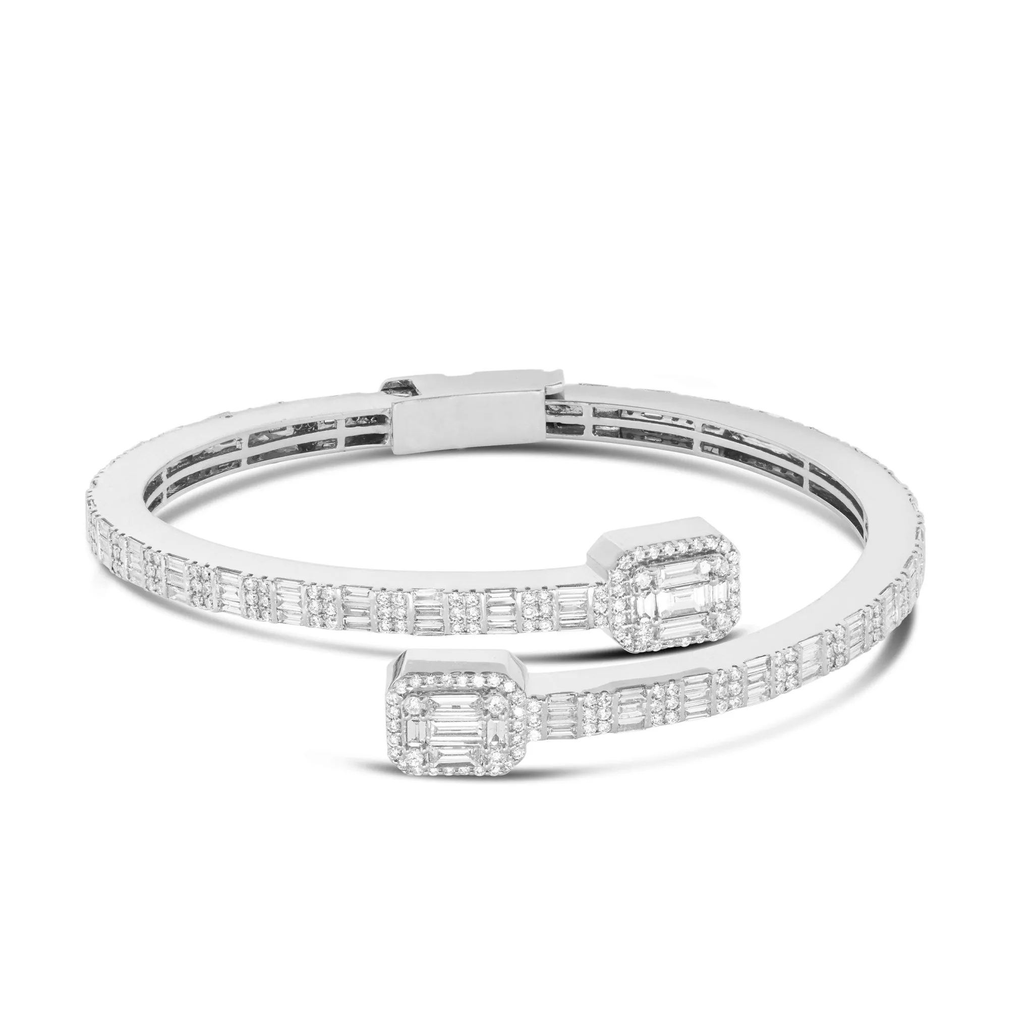 14K Gold 7.0ct Baguette Diamond Eternity Bangle