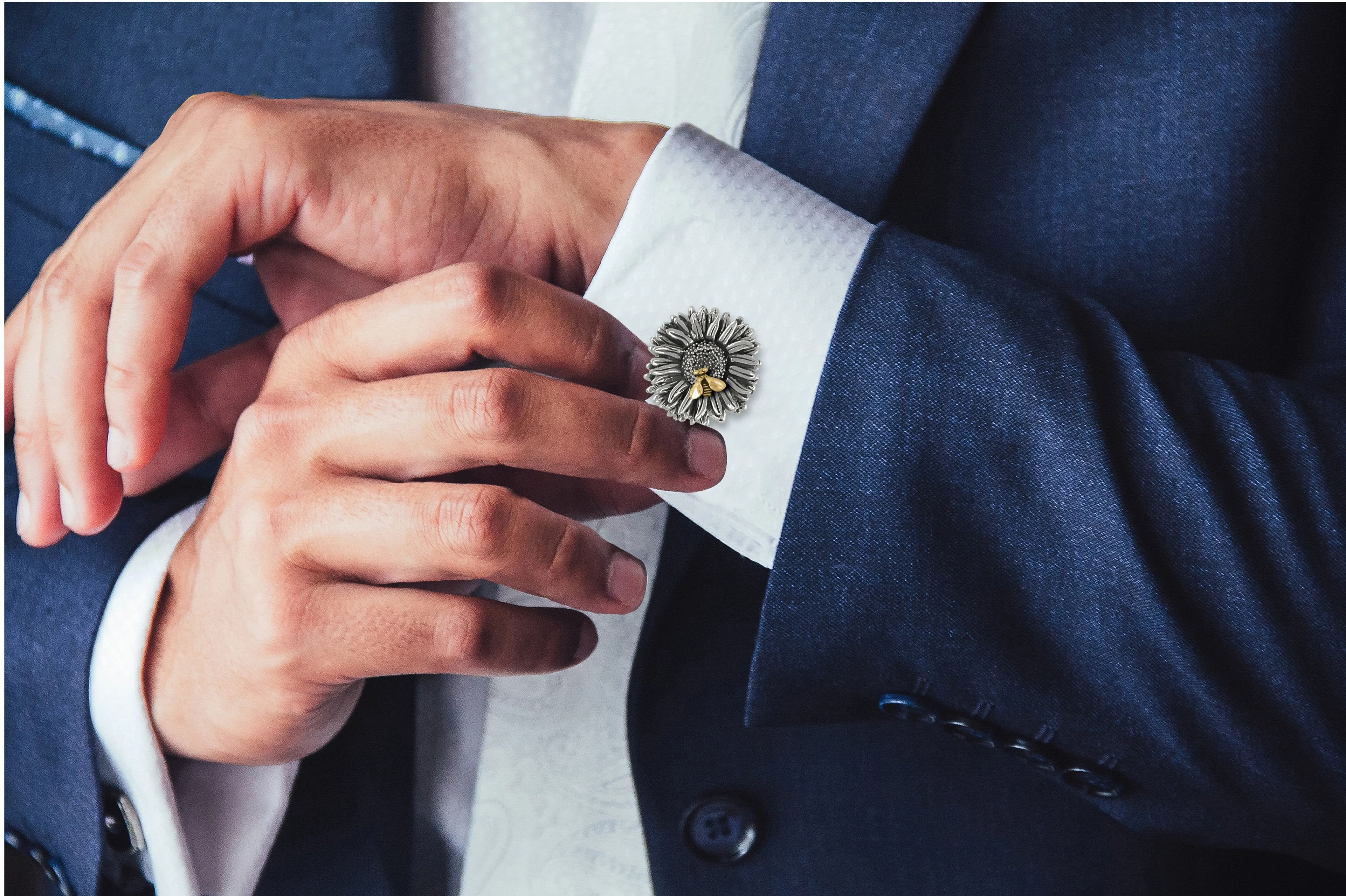 Aster Jewelry Silver And 14k Gold Handmade Aster Flower Cufflinks  AST2-BEECL