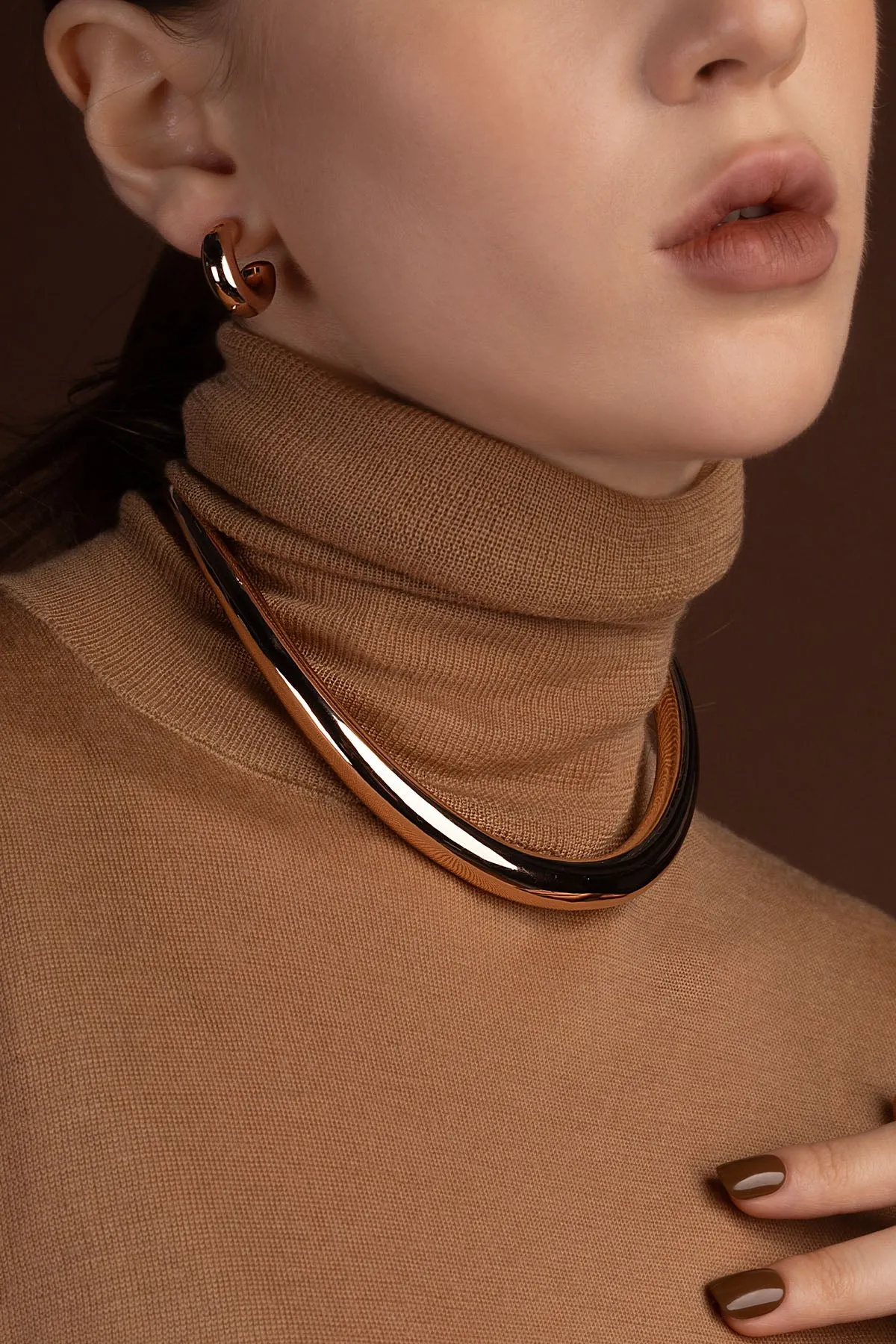 Bold Rose Gold Choker