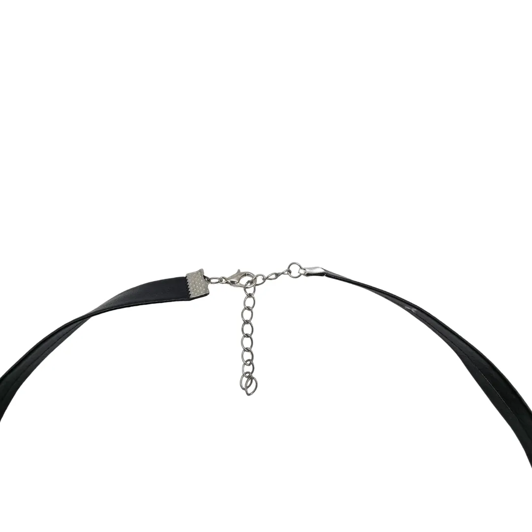 FANGS CHOKER