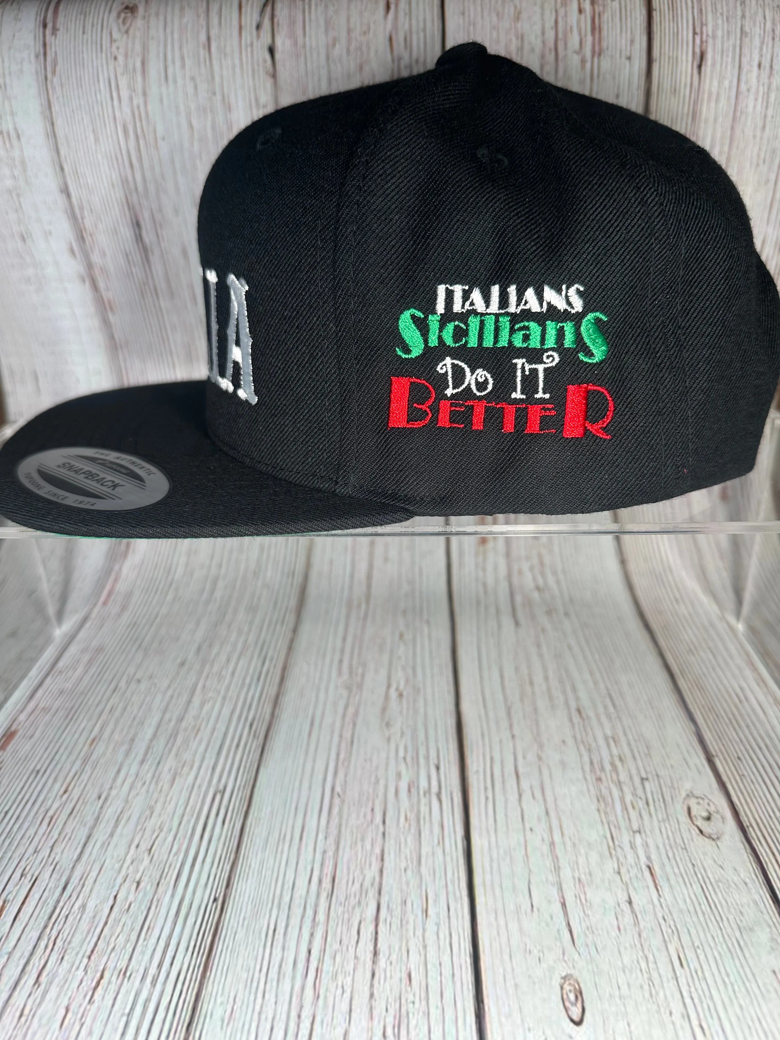 “ITALIA” Black SnapBack Hat